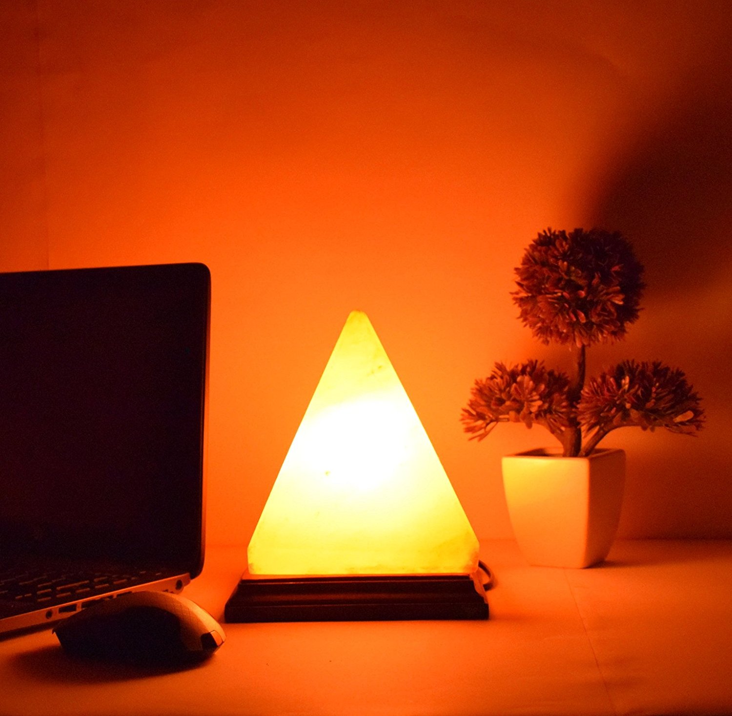 喜马拉雅水晶盐灯 提高空气质量清除雾霾 改善睡眠金字塔